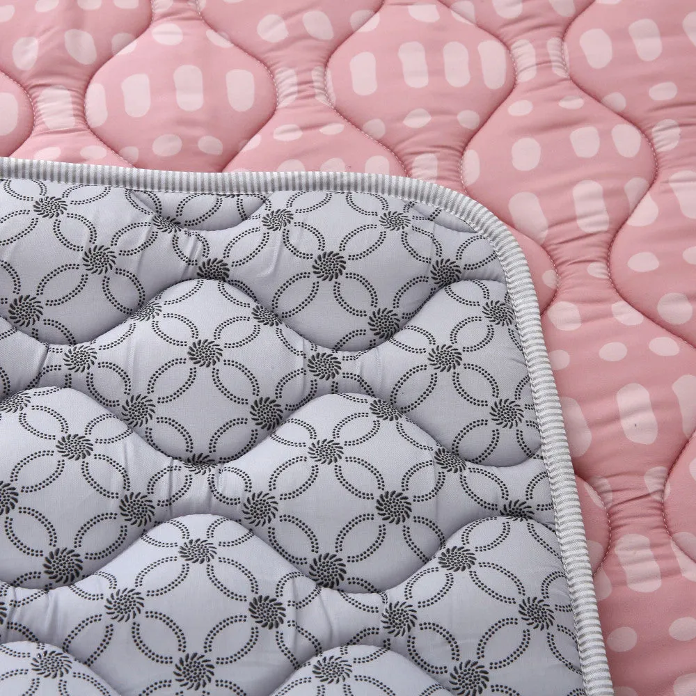 Hakuna Matte Quilted Playmat - Pink & Dots - Squishy Soft, 50" Square