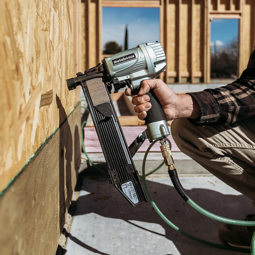 Metabo HPT N5008AC2 7/16” 16 Gauge Pneumatic Standard Crown Construction Stapler