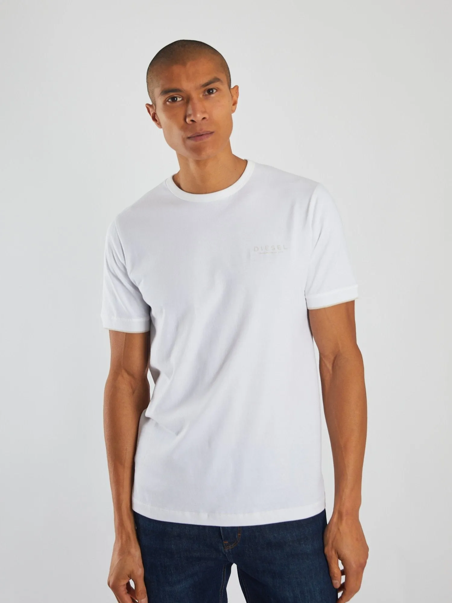 Taha Tee Dove White