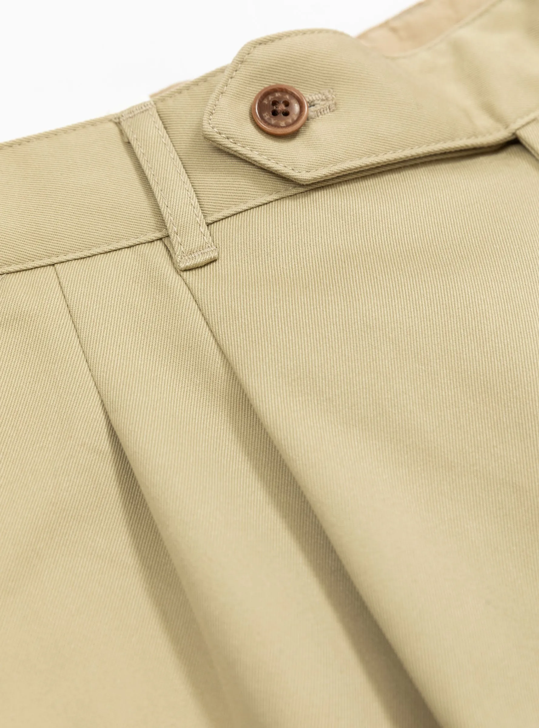 Two Out Tuck Pants Beige