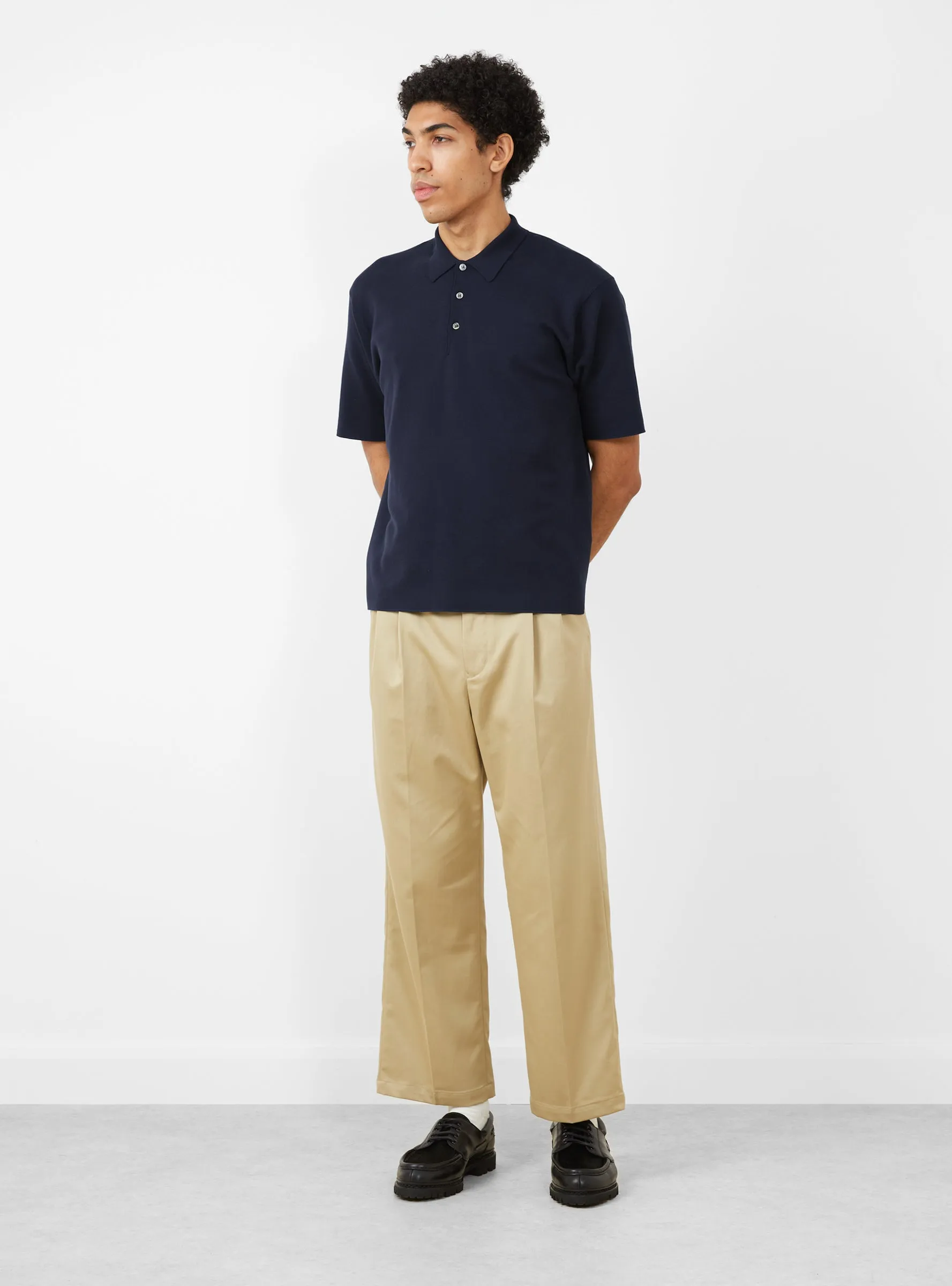 Two Out Tuck Pants Beige